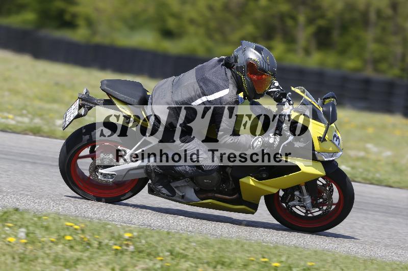 Archiv-2025/09 22.04.2025 Cornu Master School ADR/gruen-vert/32